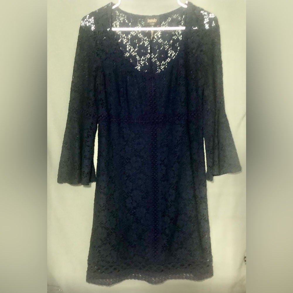 Laundry By Shelli Segal Navy Long Bell Sleeve Lace Dress ~ SZ 8 ~